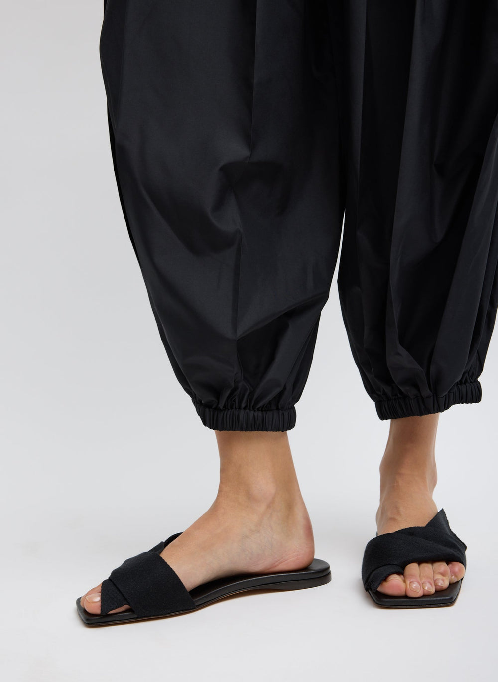 Summer Nylon Zeppelin Pant | Tibi Black
