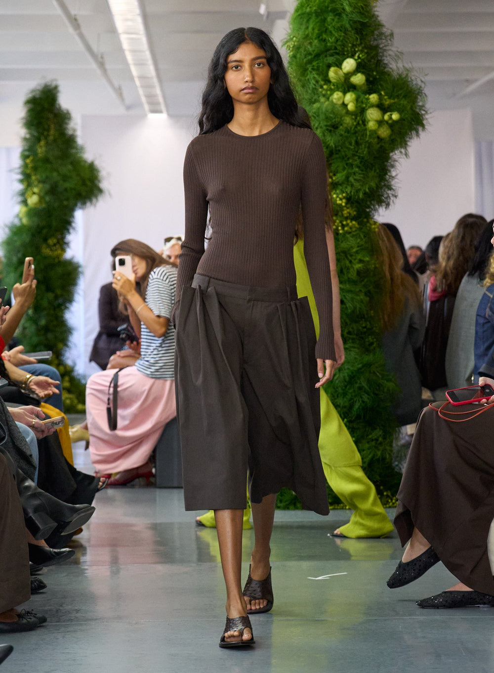 Ribbed Sweater Crewneck Pullover | Tibi Hickory Brown