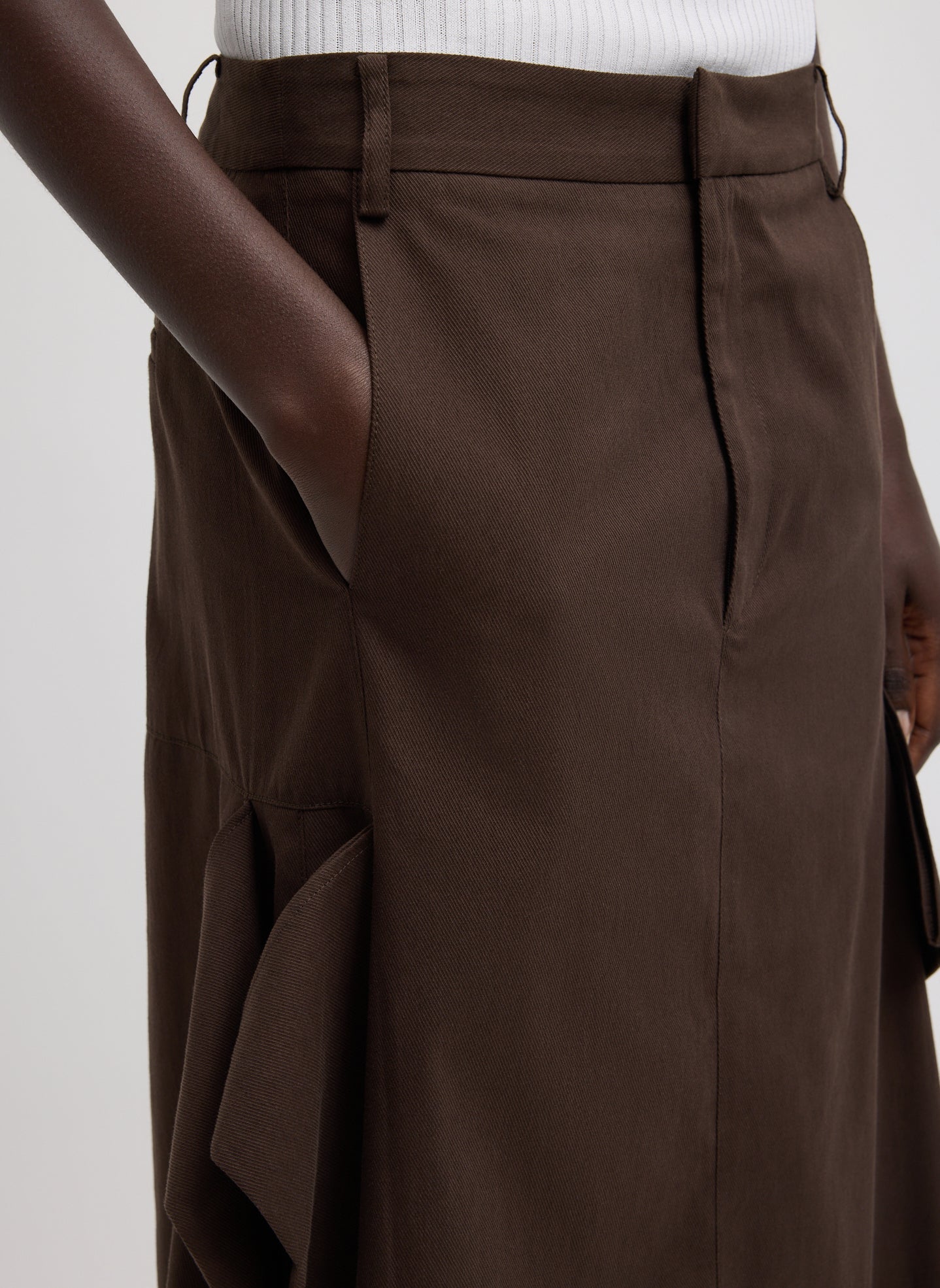 Luxe Spring Twill Tucked Pleat Skirt | Tibi Hickory Brown