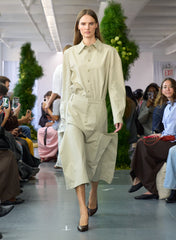 Luxe Spring Twill Tucked Pleat Skirt | Tibi Taupe