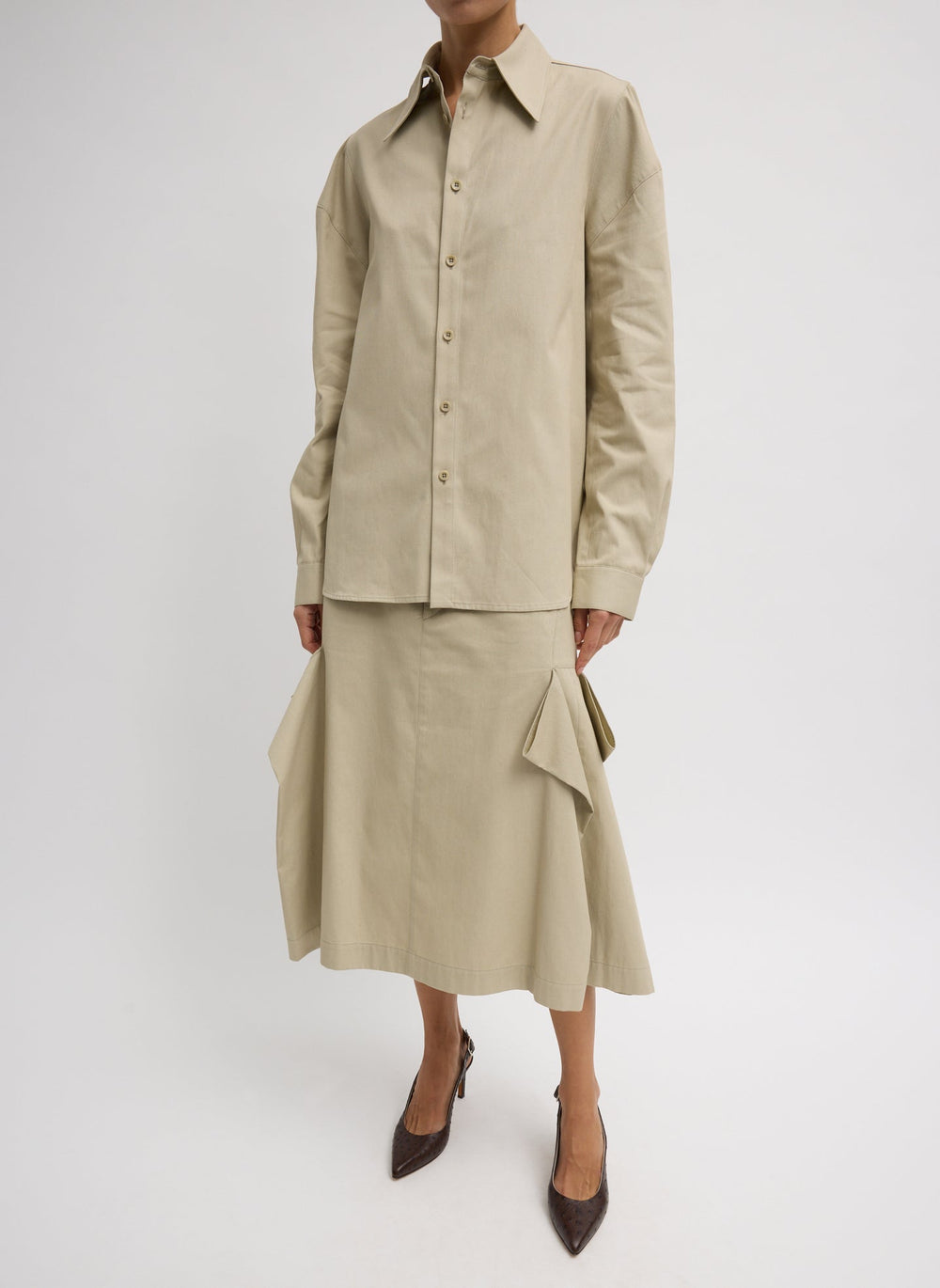 Luxe Spring Twill Tucked Pleat Skirt | Tibi Taupe