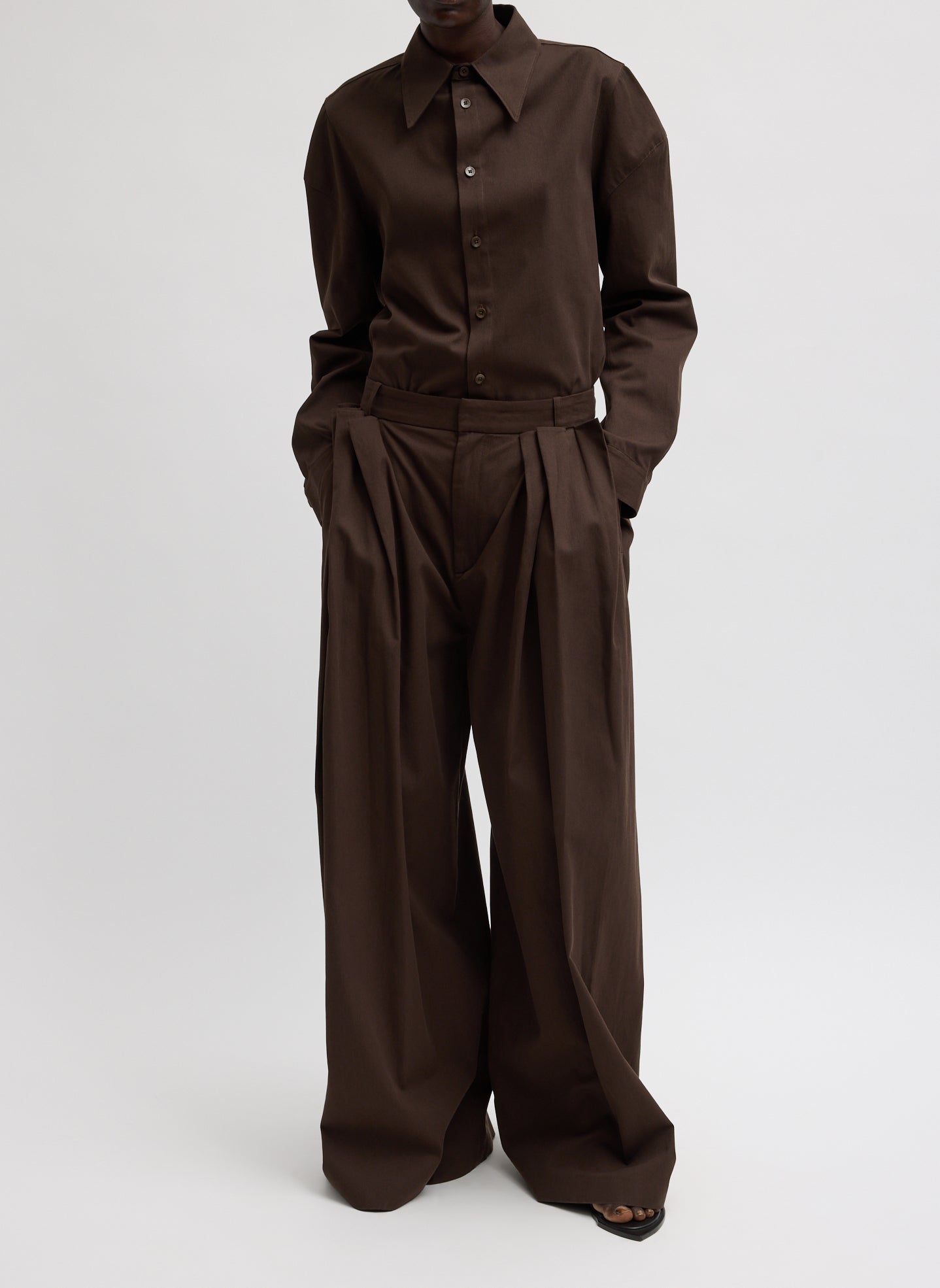 Luxe Spring Twill Tucked Pleated Wide Leg Trouser | Tibi Hickory Brown