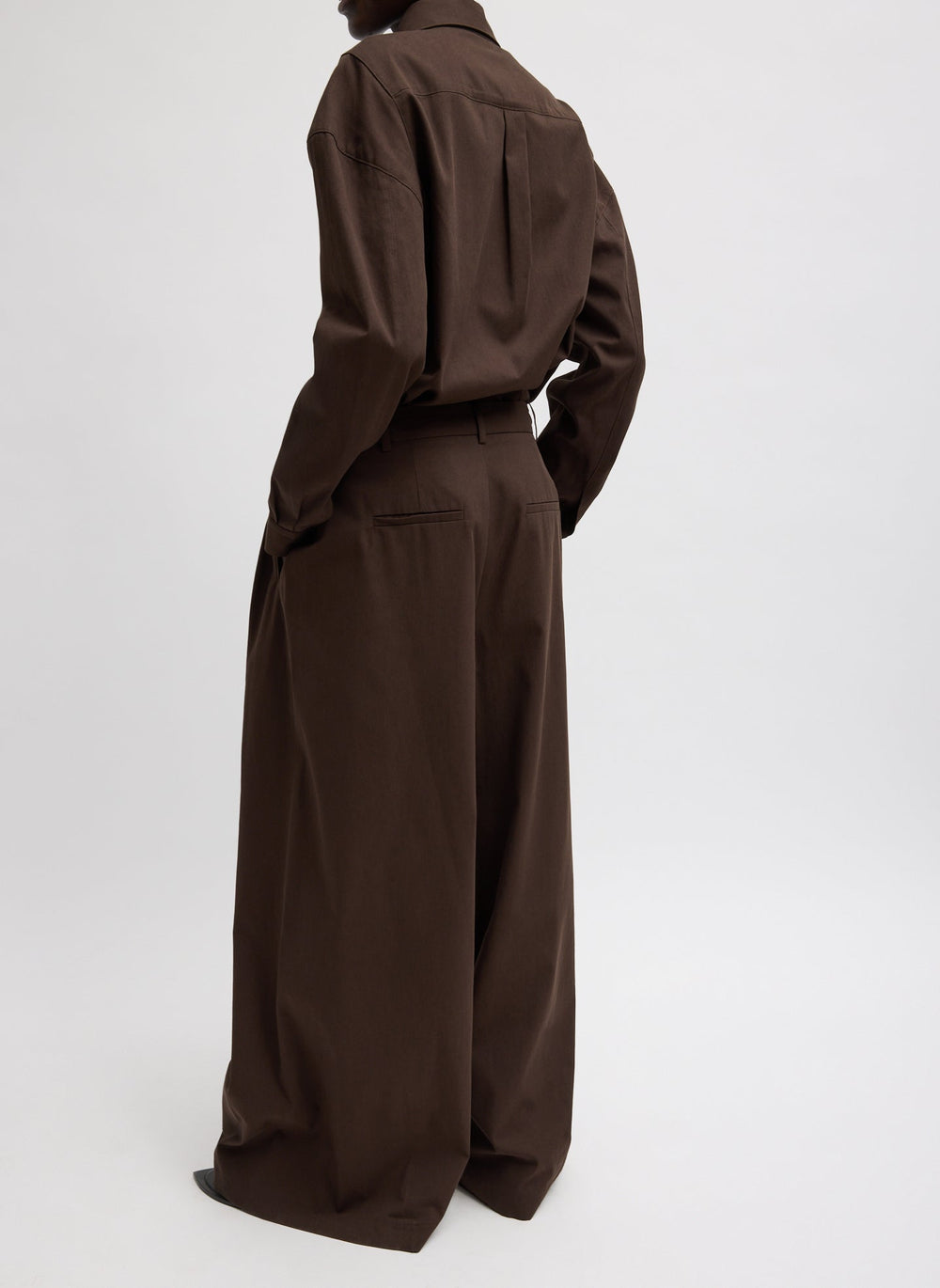 Luxe Spring Twill Tucked Pleated Wide Leg Trouser | Tibi Hickory Brown