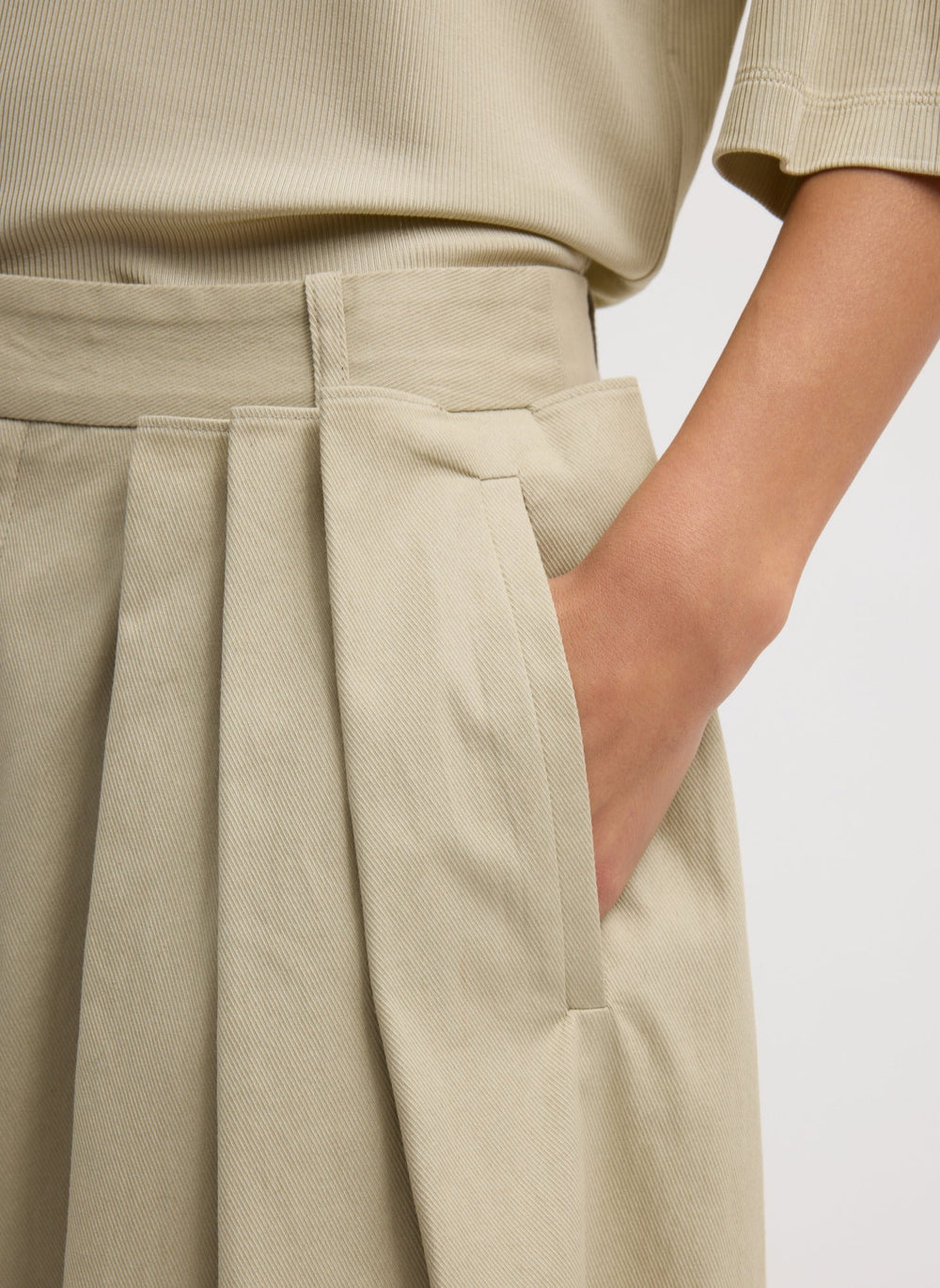 Luxe Spring Twill Tucked Pleated Wide Leg Short | Tibi Taupe