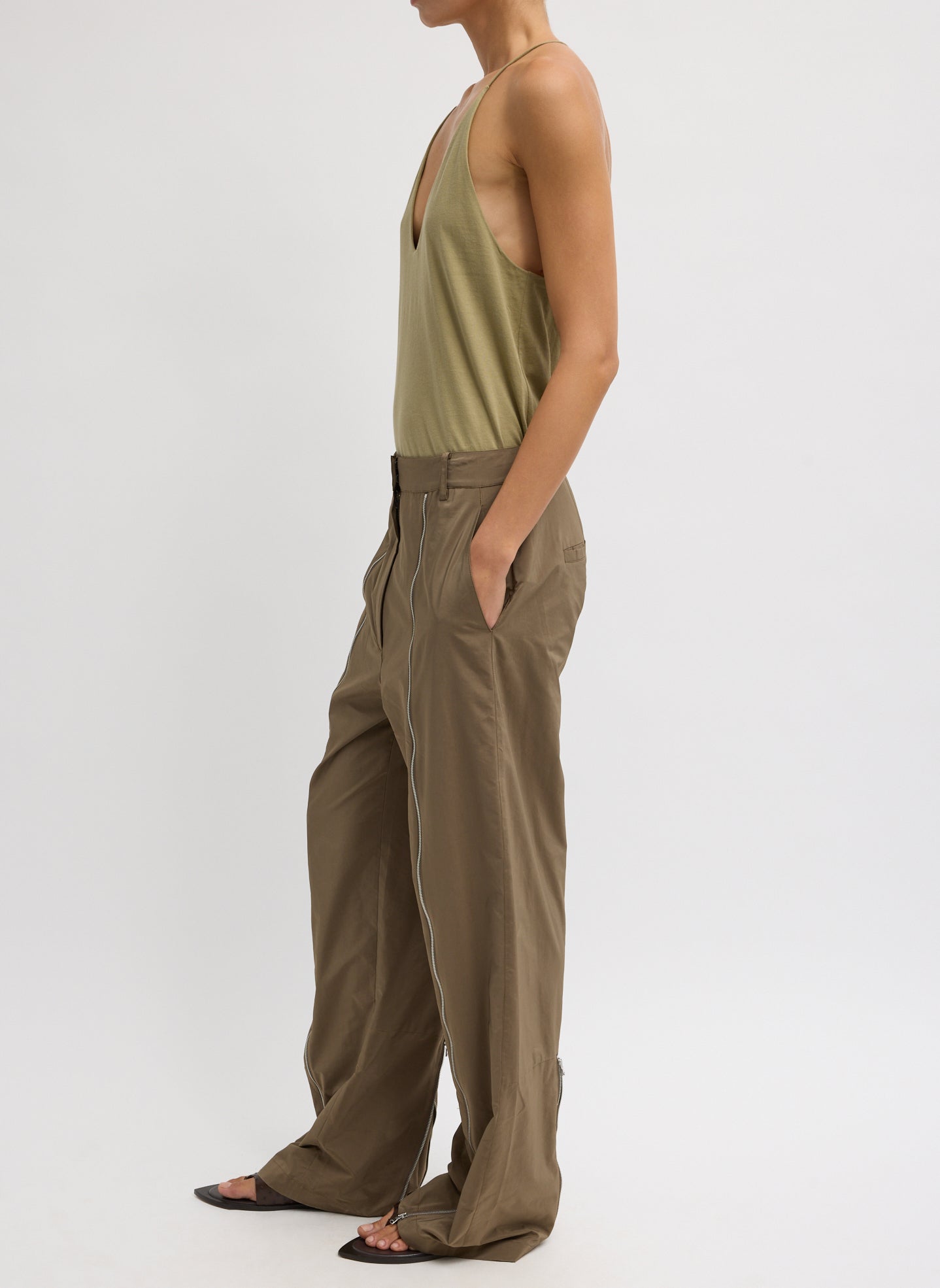 Nylon Zipper Trouser | Tibi Dark Taupe