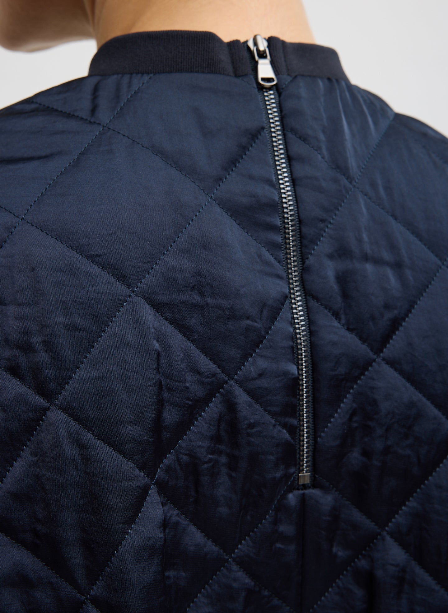 Cozy Quilting Anorak T-Shirt | Tibi Navy